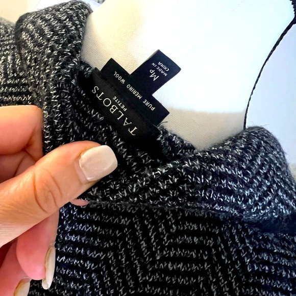 ✅ Talbots Black and Gray Herringbone Cardigan Sweater - Picture 11 of 16